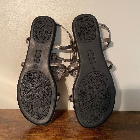 Sliver studded sandals - Picture 4 of 5